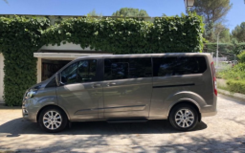 ford_tourneo_minibus2